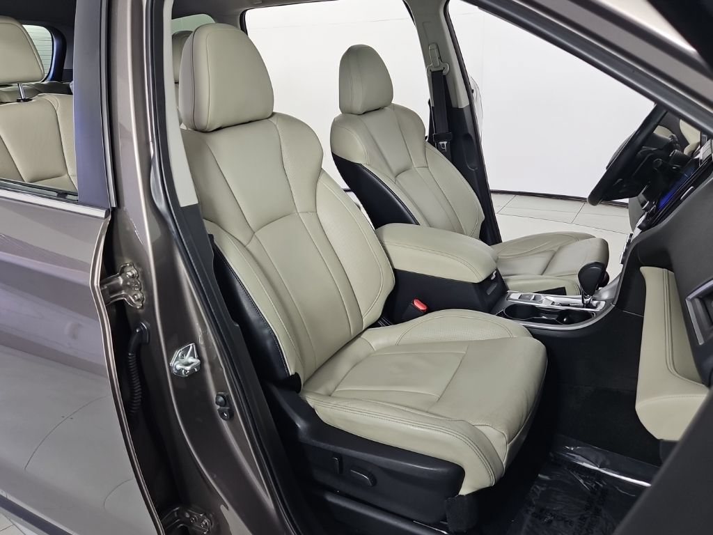 Used 2021 Subaru Ascent Limited w/ Technology Package AWD/4WD image 19