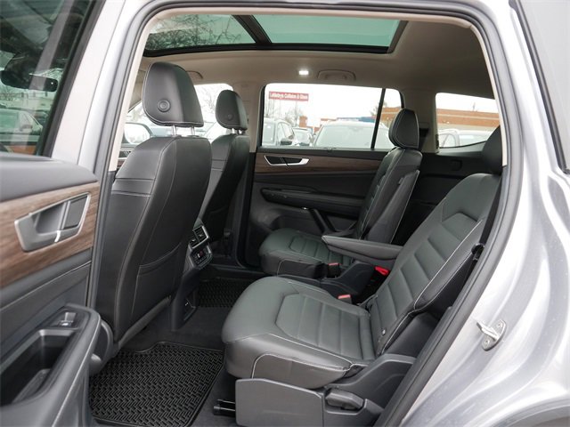 Certified 2025 Volkswagen Atlas SEL image 17