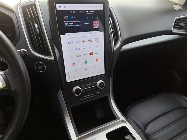 Used 2024 Ford Edge SEL image 13