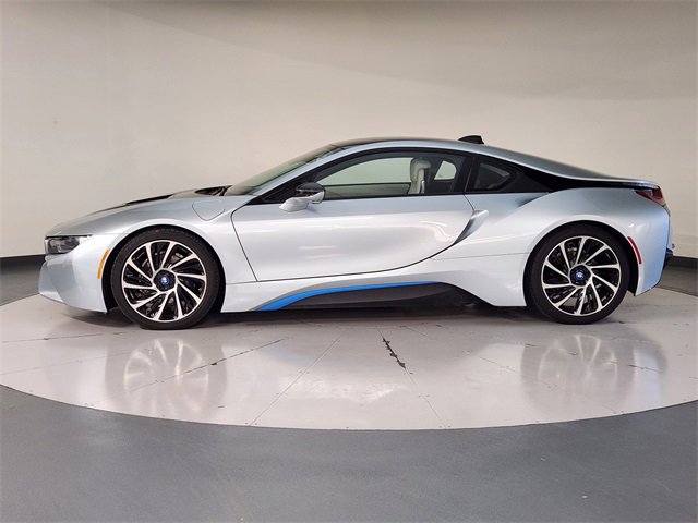 Used 2016 BMW i8 image 4