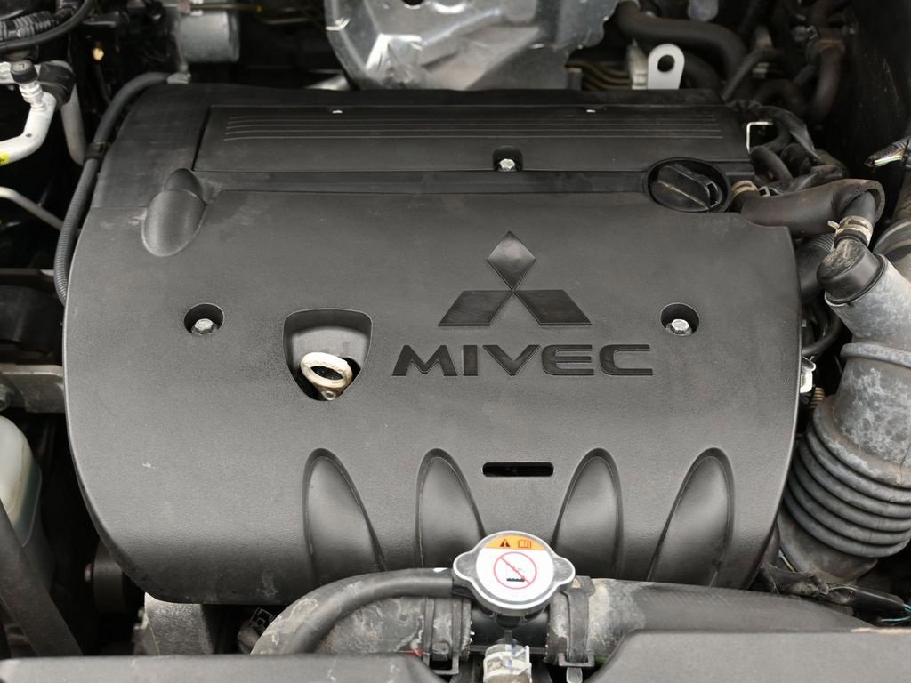 Used 2024 Mitsubishi Outlander Sport SE image 38