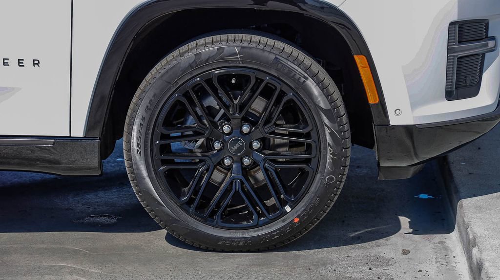 New 2026 Jeep Grand Wagoneer Limited image 10