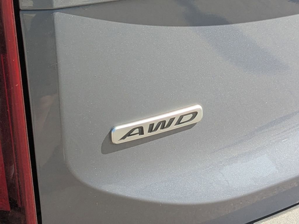 Used 2022 Kia Telluride LX image 11