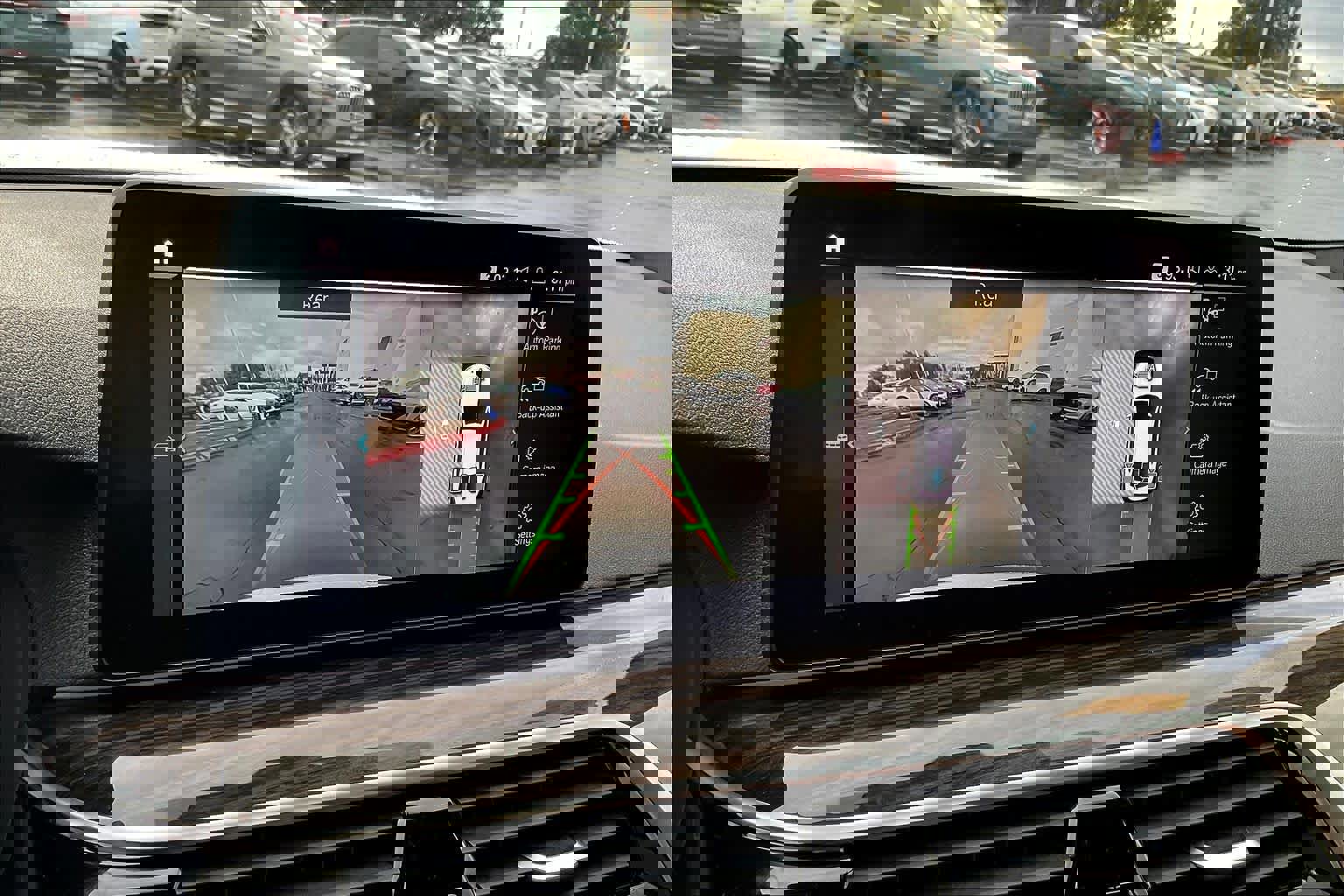 Used 2021 BMW 530e xDrive image 24