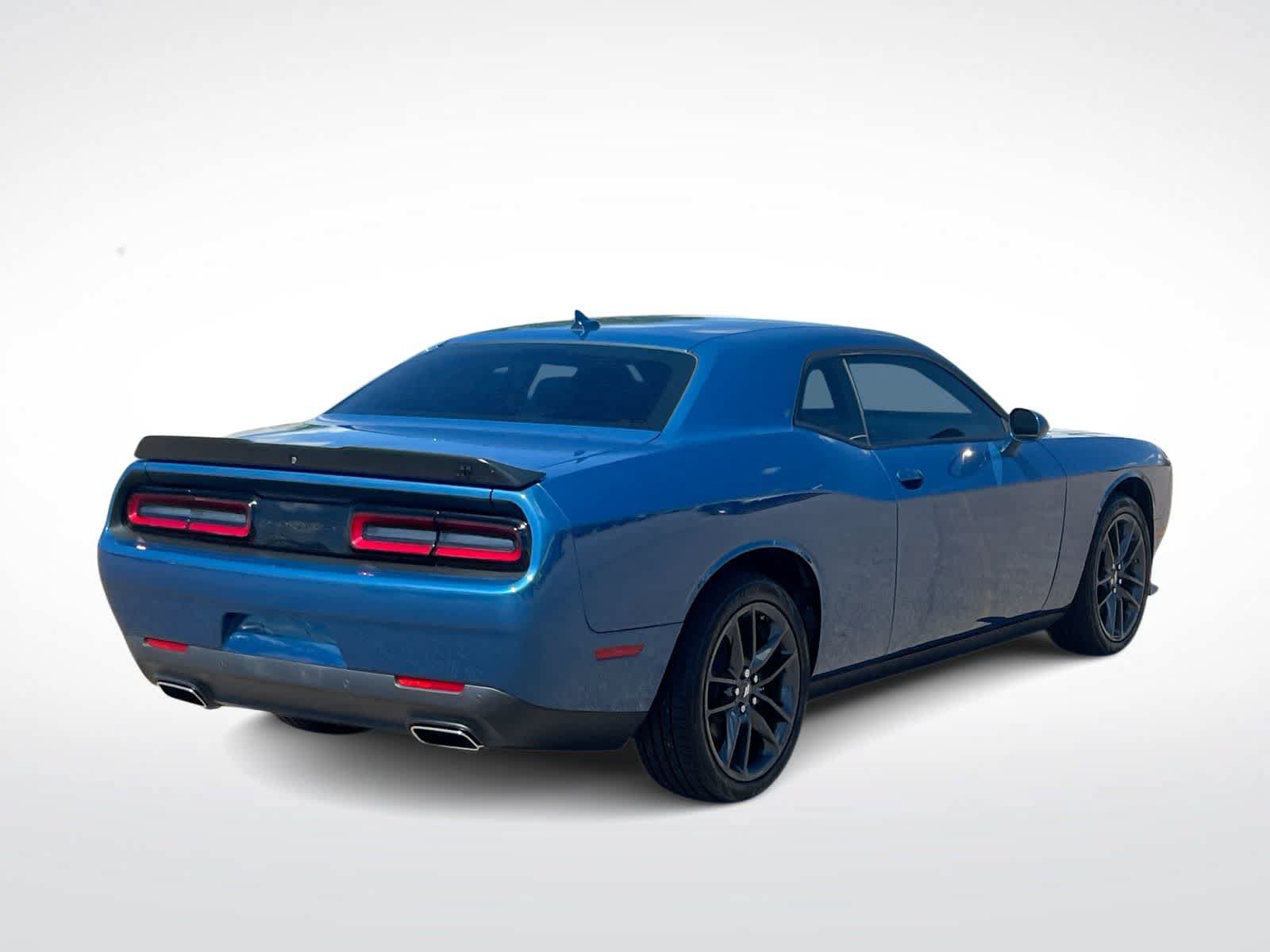 Used 2022 Dodge Challenger GT w/ Blacktop Package AWD/4WD image 8