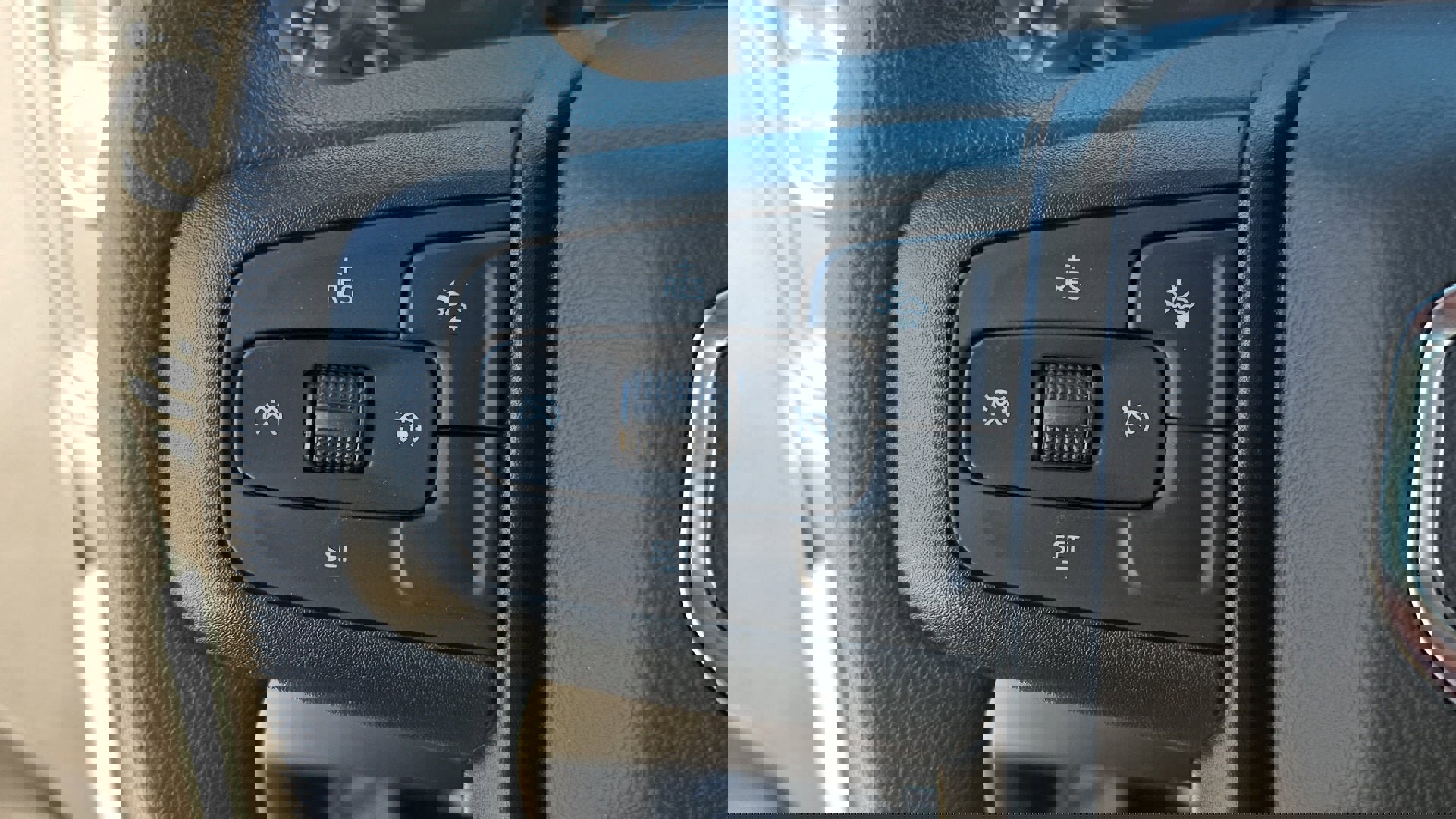 New 2025 GMC Sierra 2500 Pro w/ 1SA Pro Safety Plus Package image 23