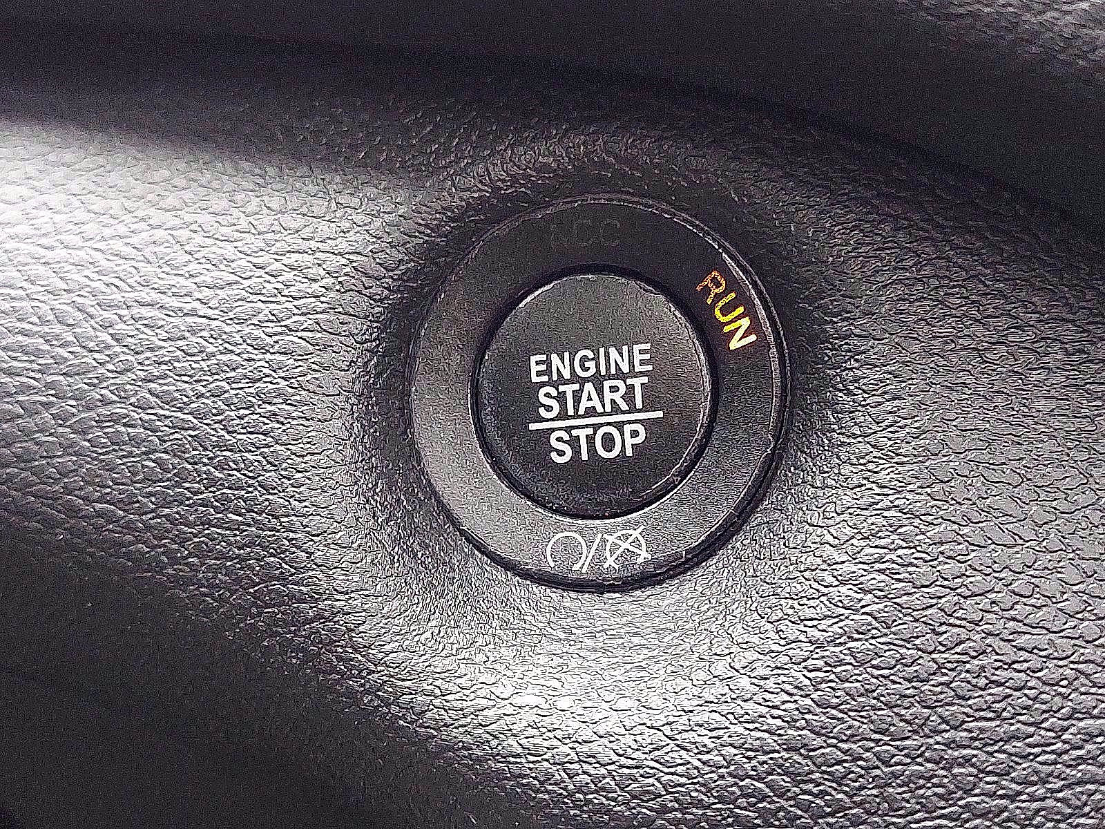 Certified 2019 Jeep Cherokee Limited image 24