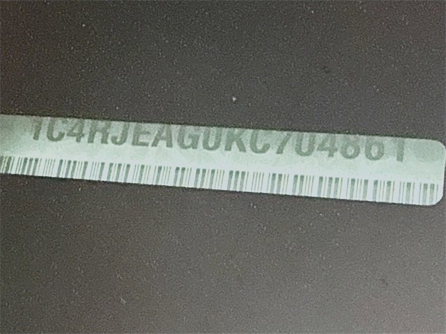 Used 2019 Jeep Grand Cherokee Altitude image 32