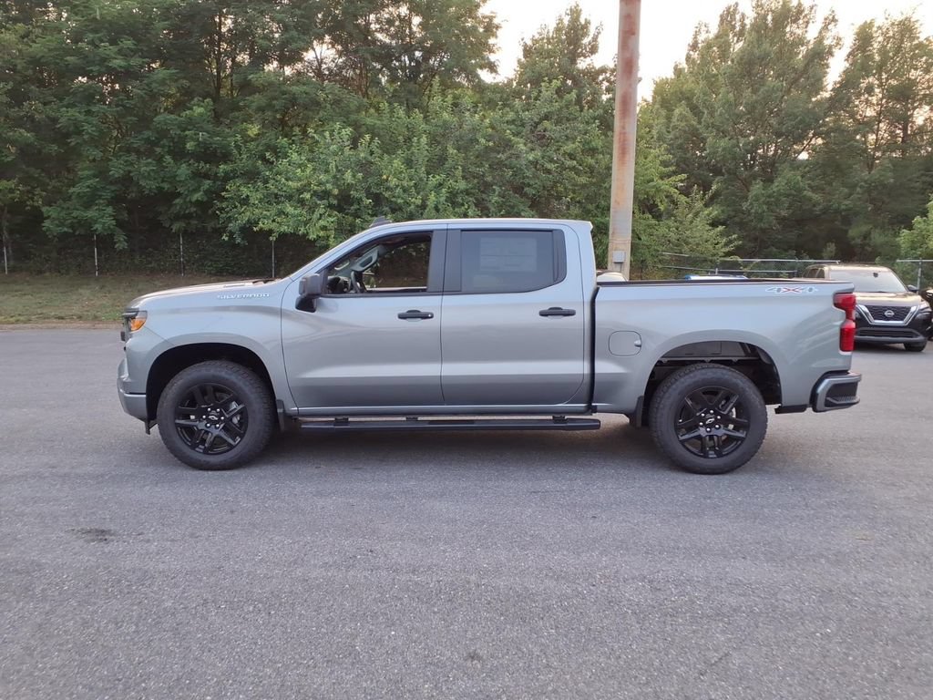 New 2026 Chevrolet Silverado 1500 Custom AWD/4WD image 6