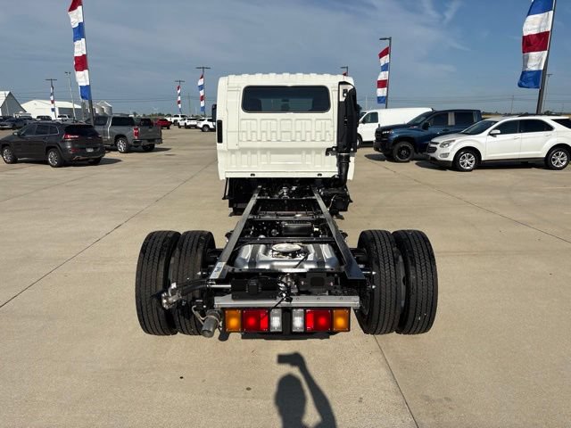 New 2027 Chevrolet Low Cab Forward RWD image 4