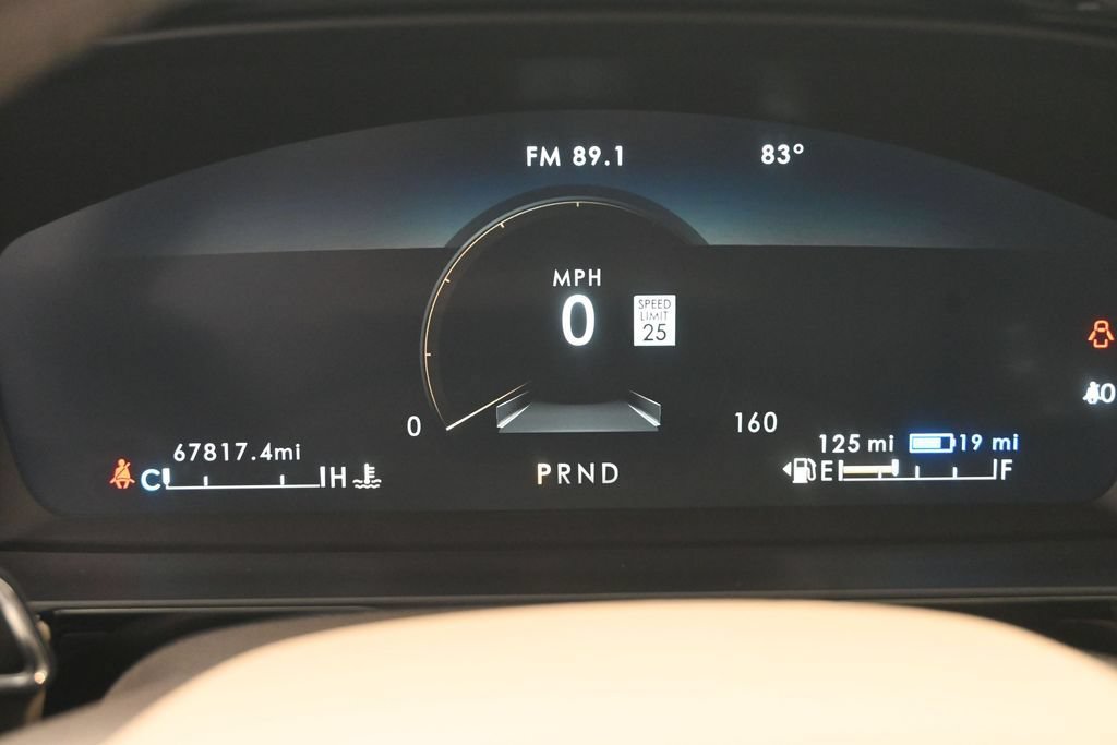 Used 2021 Lincoln Corsair Grand Touring w/ Equipment Group 301A AWD/4WD image 3