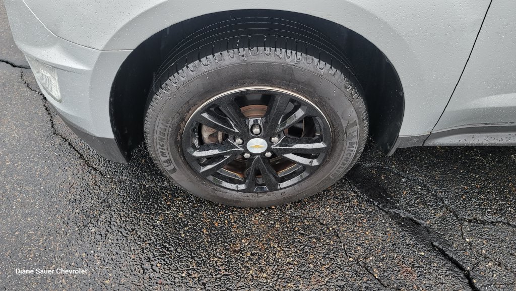 Used 2017 Chevrolet Equinox LT w/ Convenience Package FWD image 6