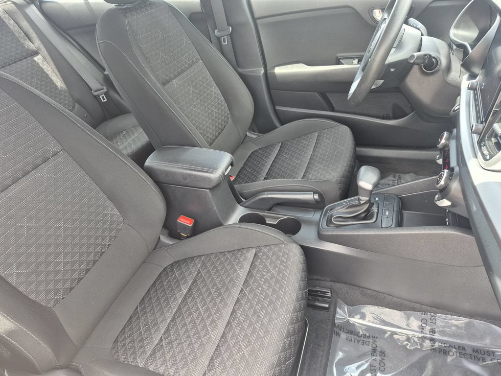 Certified 2021 Kia Rio S w/ Technology Package FWD image 17
