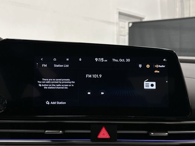 Used 2024 Hyundai Elantra Limited image 19