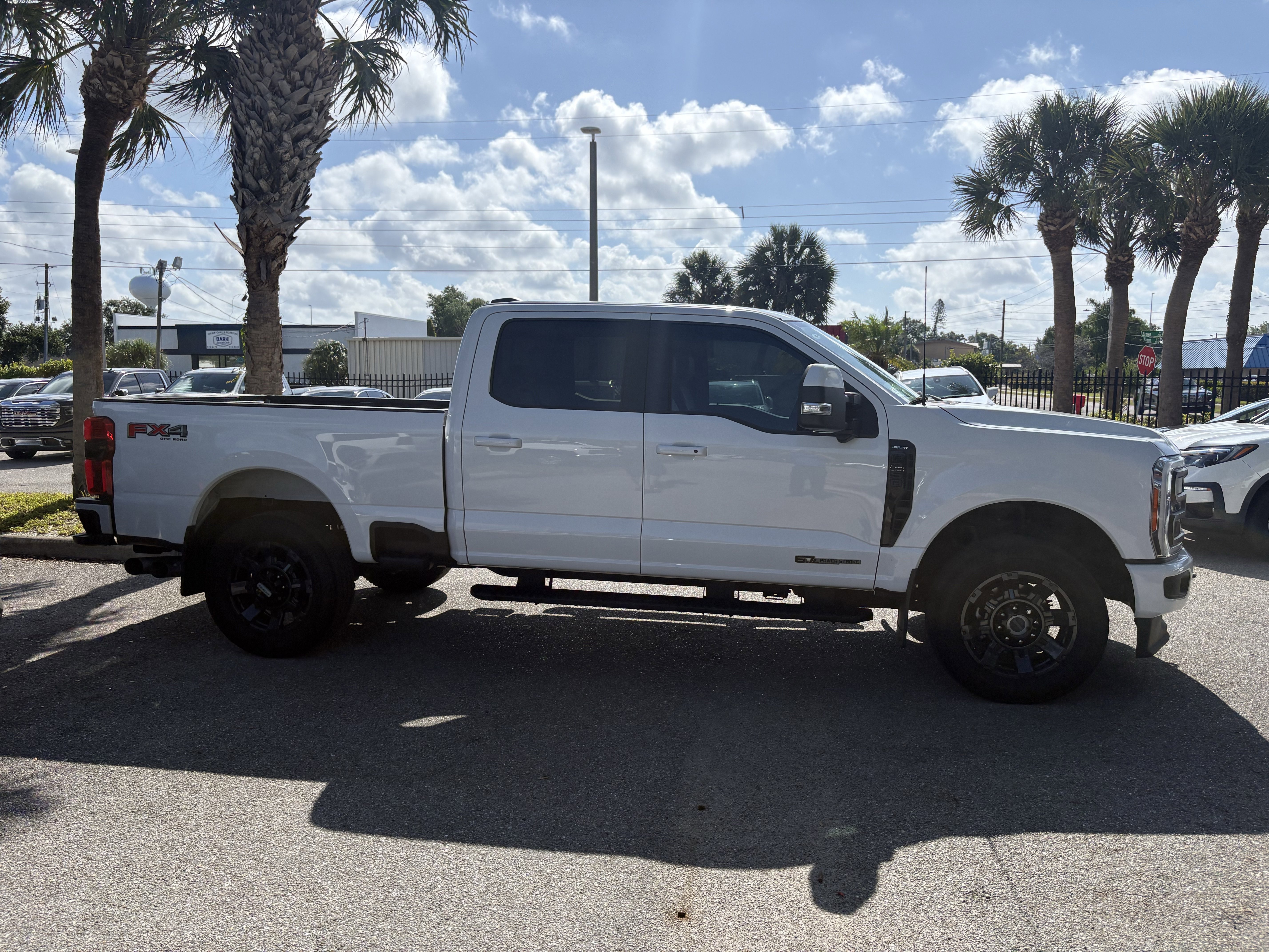 Used 2023 Ford F250 Lariat w/ Sport Appearance Package AWD/4WD image 8