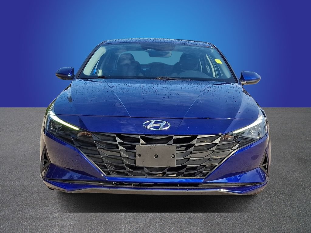 Used 2023 Hyundai Elantra SEL FWD image 2