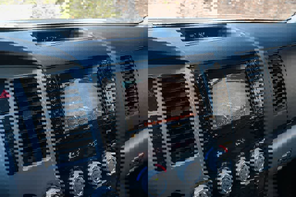 Used 2007 Toyota Tundra Limited image 22