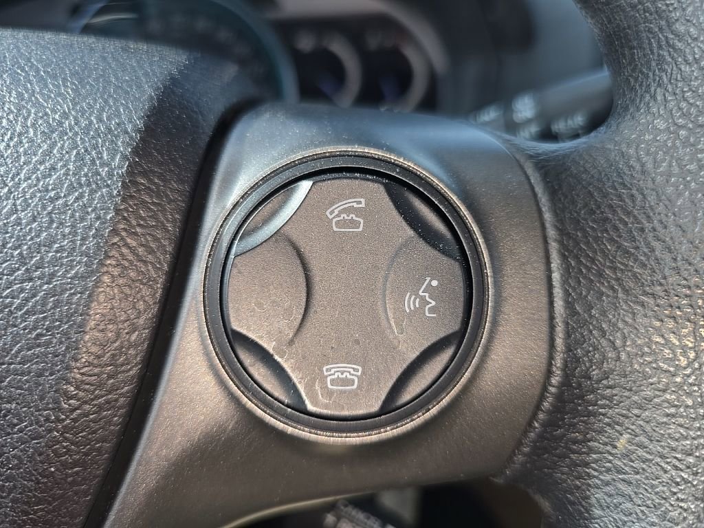 Used 2015 Toyota Venza LE FWD image 26