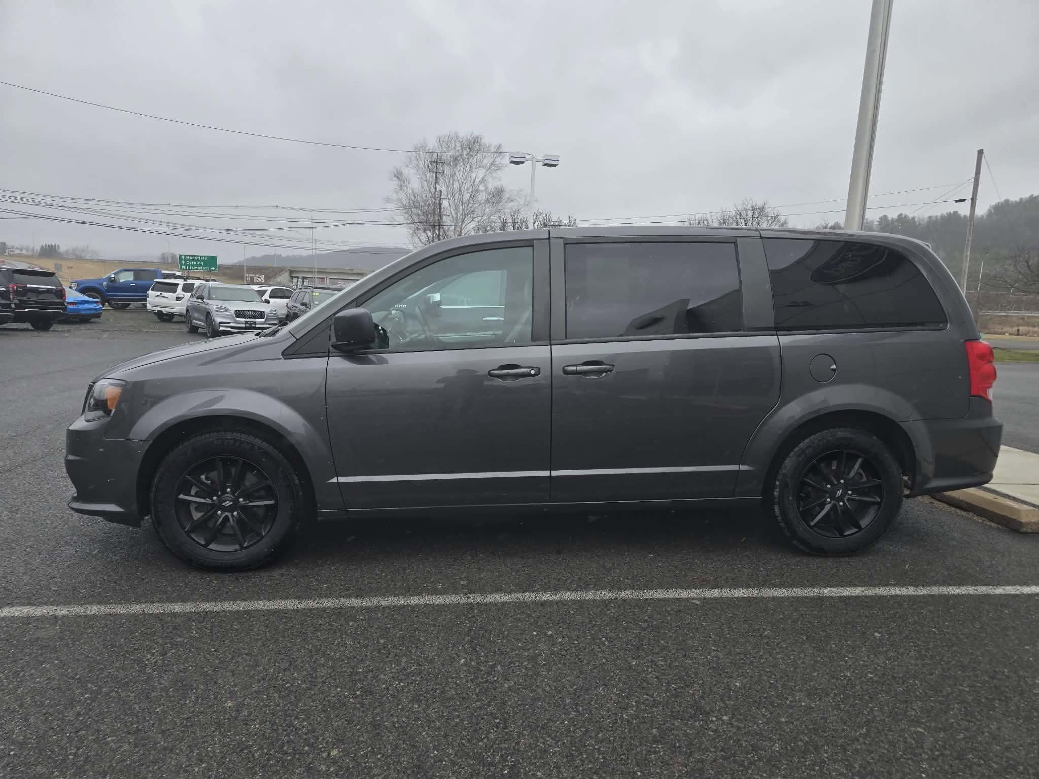 Used 2020 Dodge Grand Caravan GT image 7