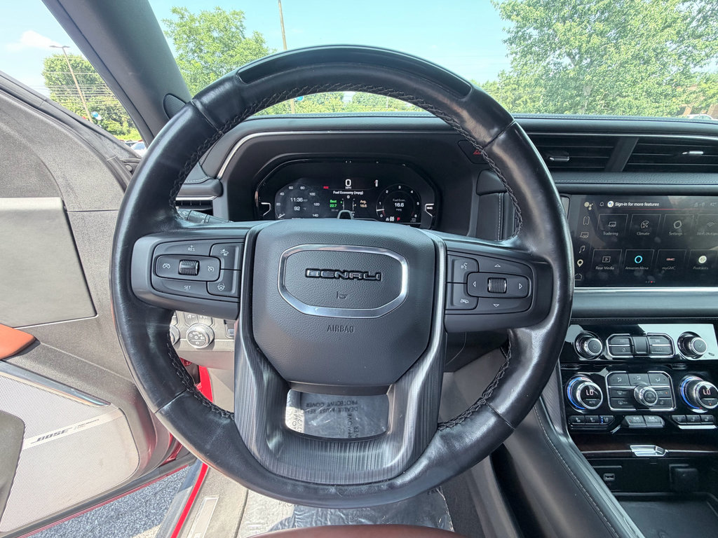 Used 2023 GMC Yukon Denali Ultimate AWD/4WD image 14