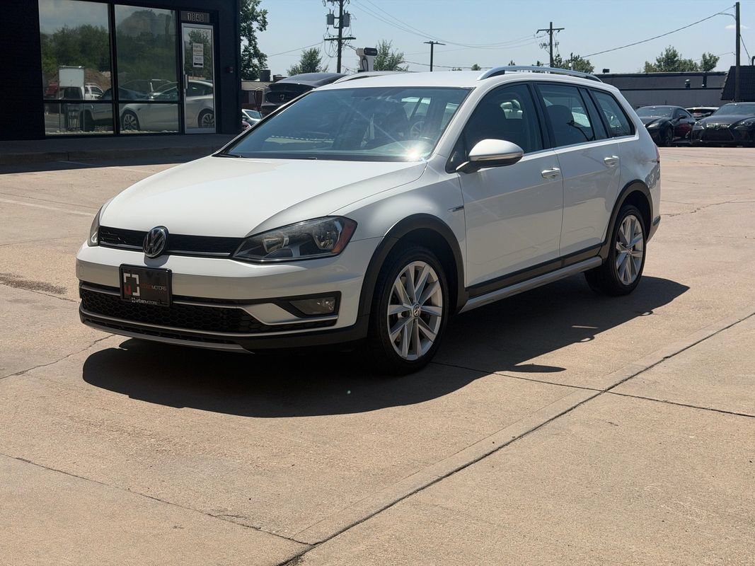 Used 2017 Volkswagen Golf Alltrack S AWD/4WD image 17