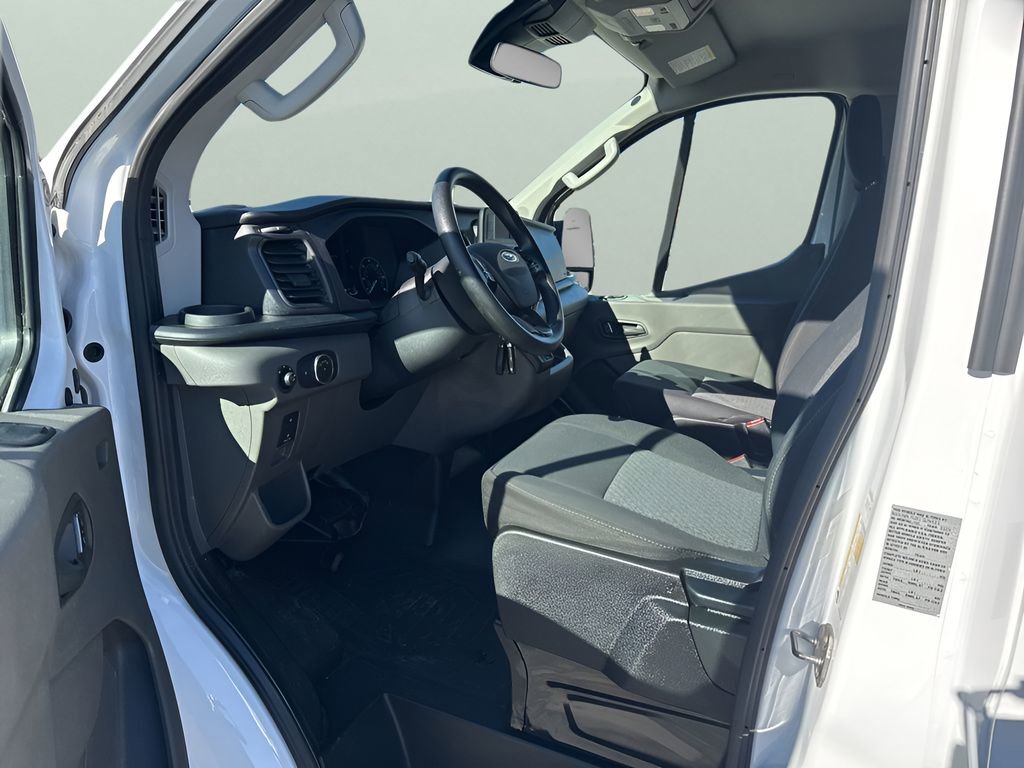Used 2024 Ford Transit 250 Low Roof w/ Exterior Upgrade Package RWD image 9