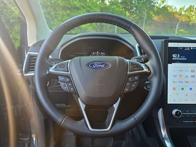 Used 2024 Ford Edge Titanium w/ Equipment Group 301A AWD/4WD image 29