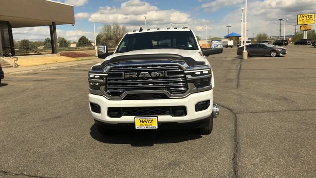 Used 2025 RAM 3500 Longhorn AWD/4WD image 3