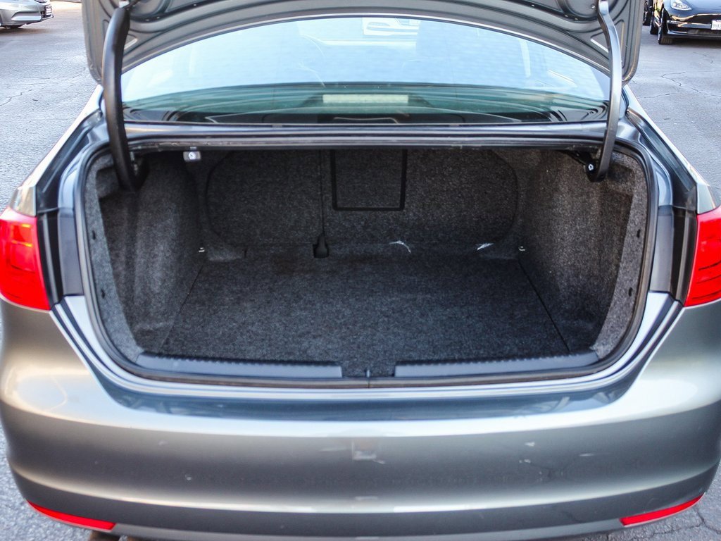 Used 2012 Volkswagen Jetta SE image 26