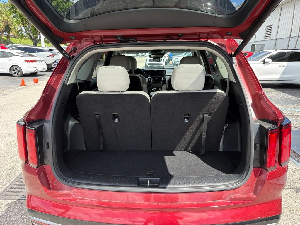 Used 2023 Kia Sorento SX FWD image 10