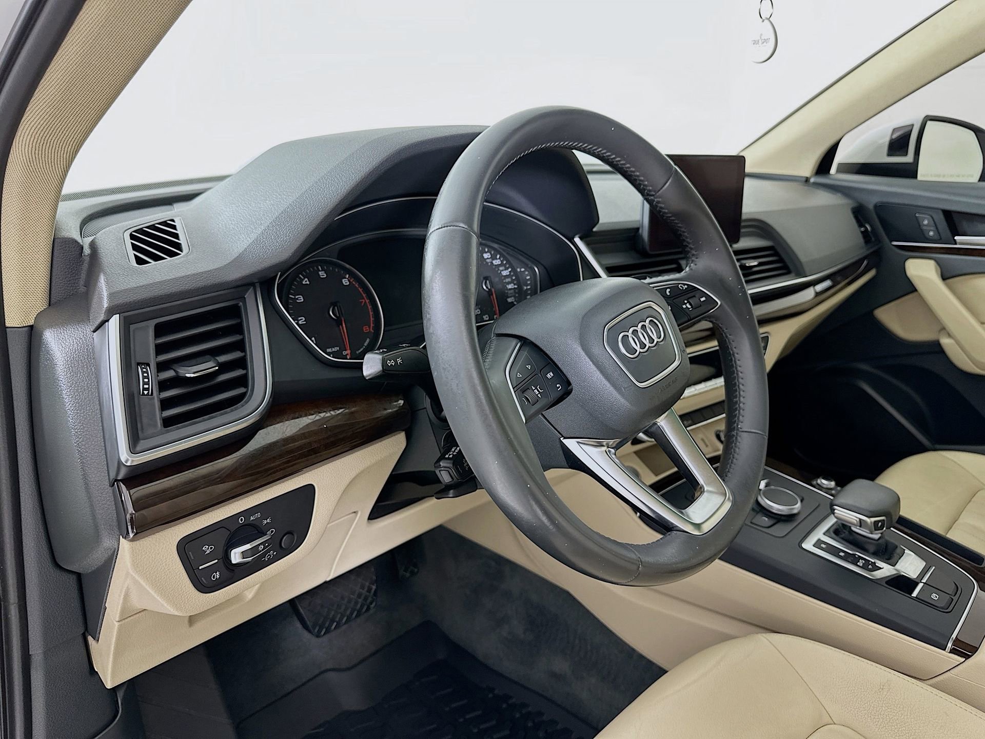 Used 2019 Audi Q5 2.0T Premium image 10