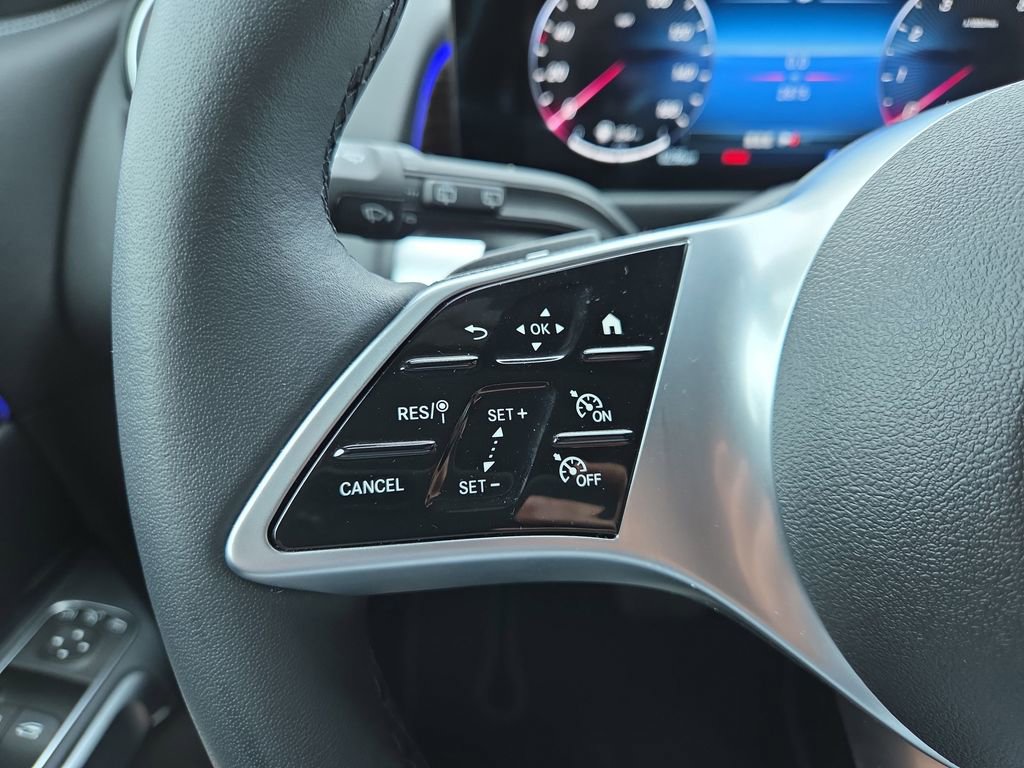 Used 2026 Mercedes-Benz GLB 250 GLB 250 image 21