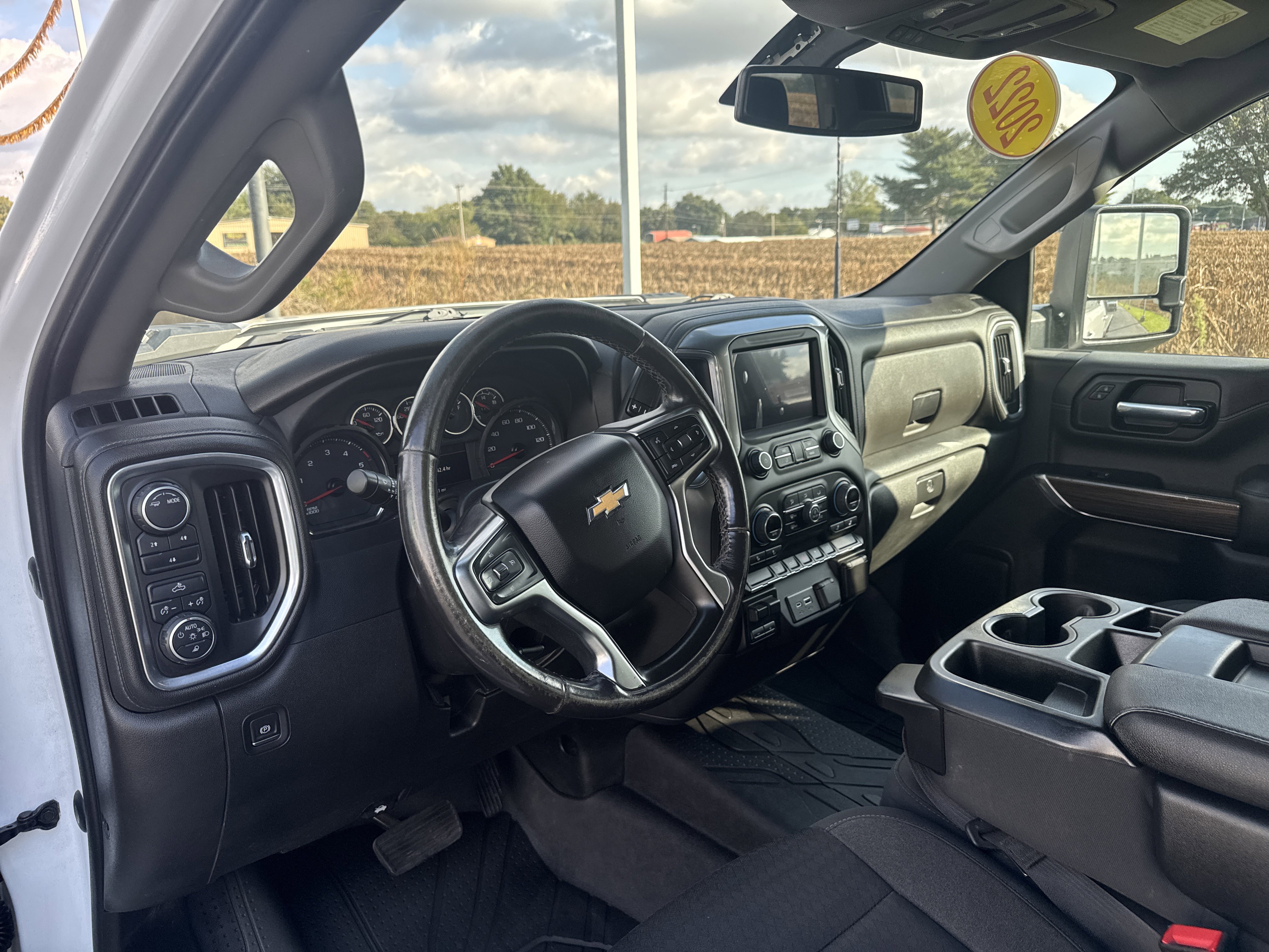 Used 2022 Chevrolet Silverado 2500 LT w/ Fleet Comfort Package image 9