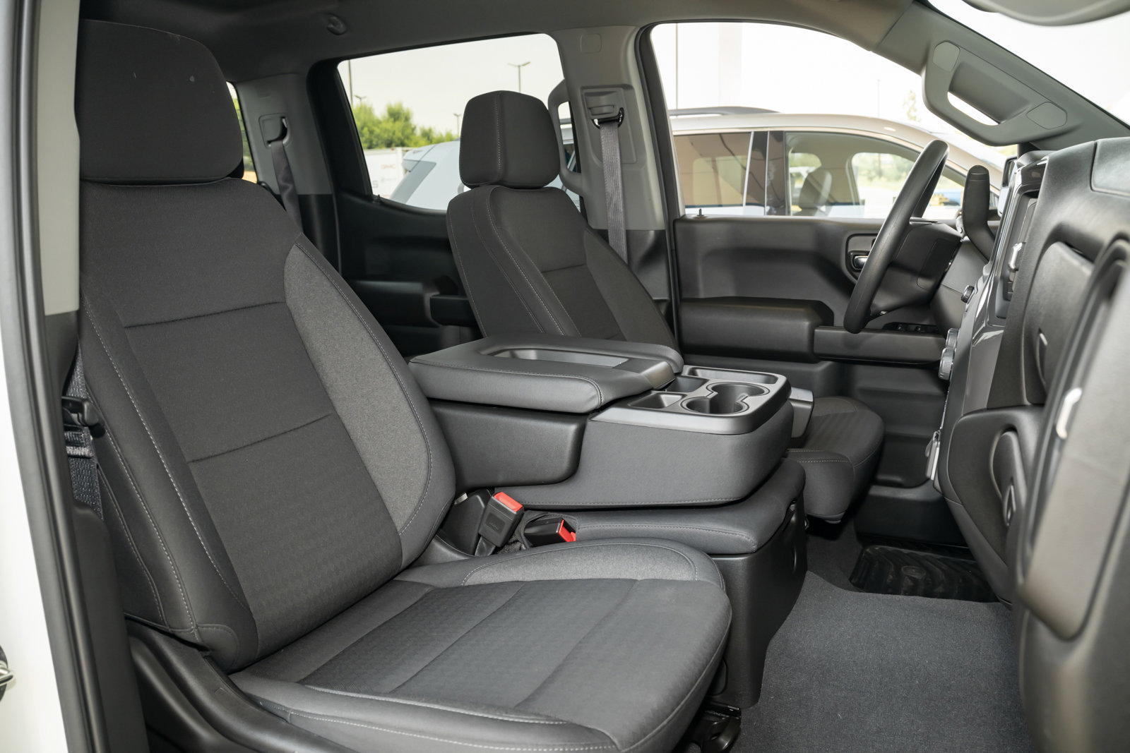 Used 2024 Chevrolet Silverado 1500 Custom w/ Turbomax Blackout Package image 39