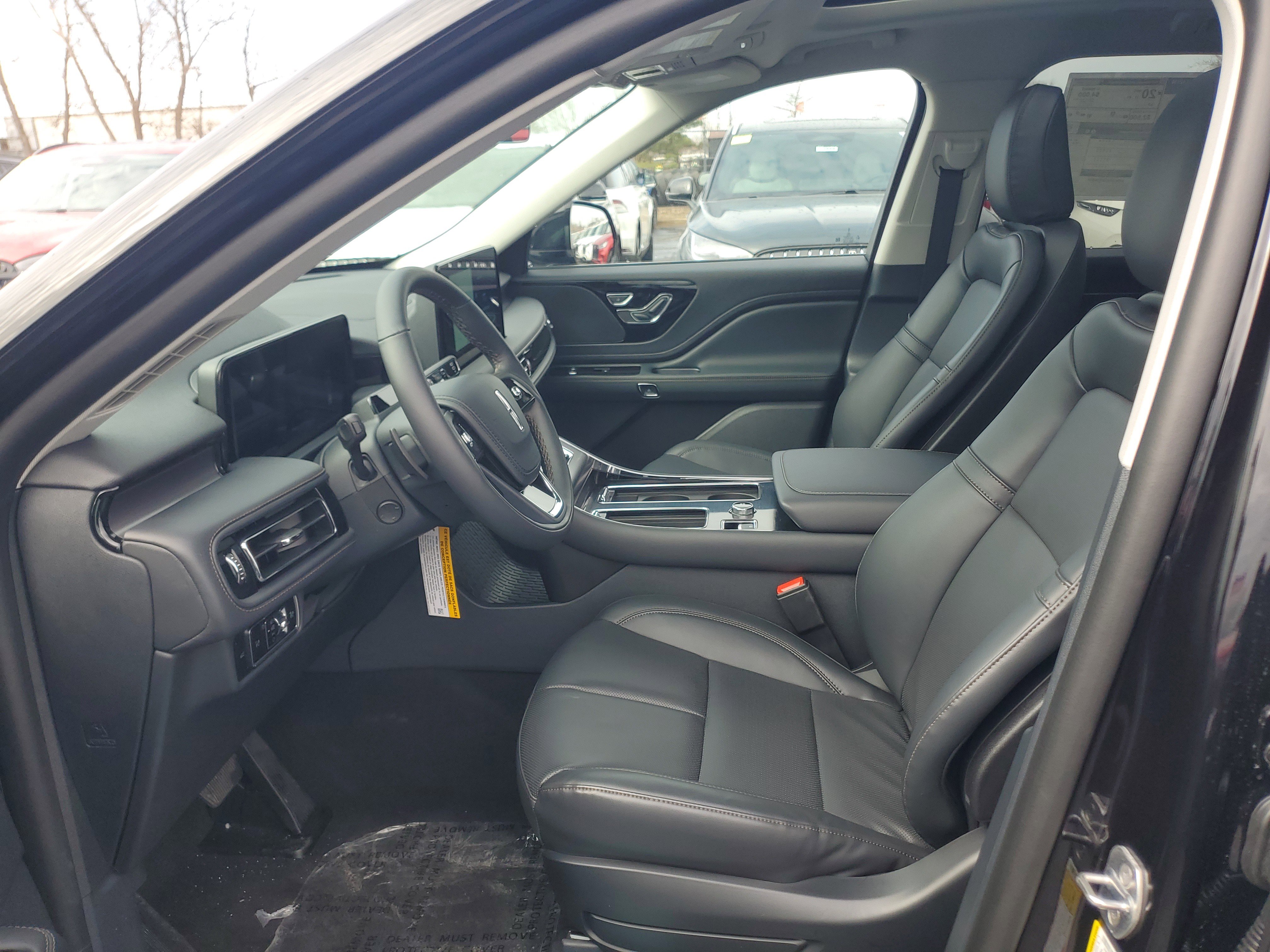 New 2026 Lincoln Aviator AWD image 11