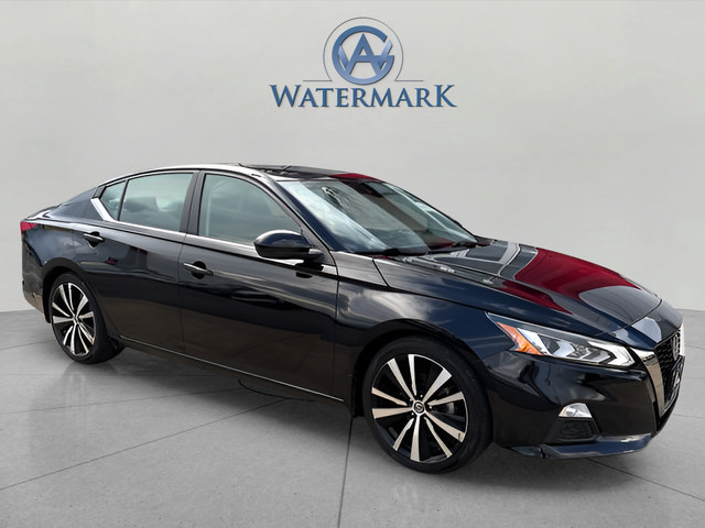 Used 2022 Nissan Altima 2.5 SR FWD image 11