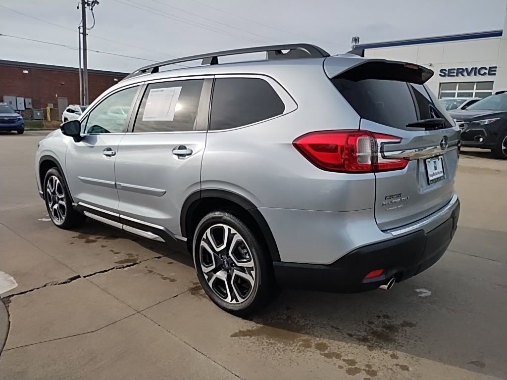 Used 2025 Subaru Ascent Limited image 10