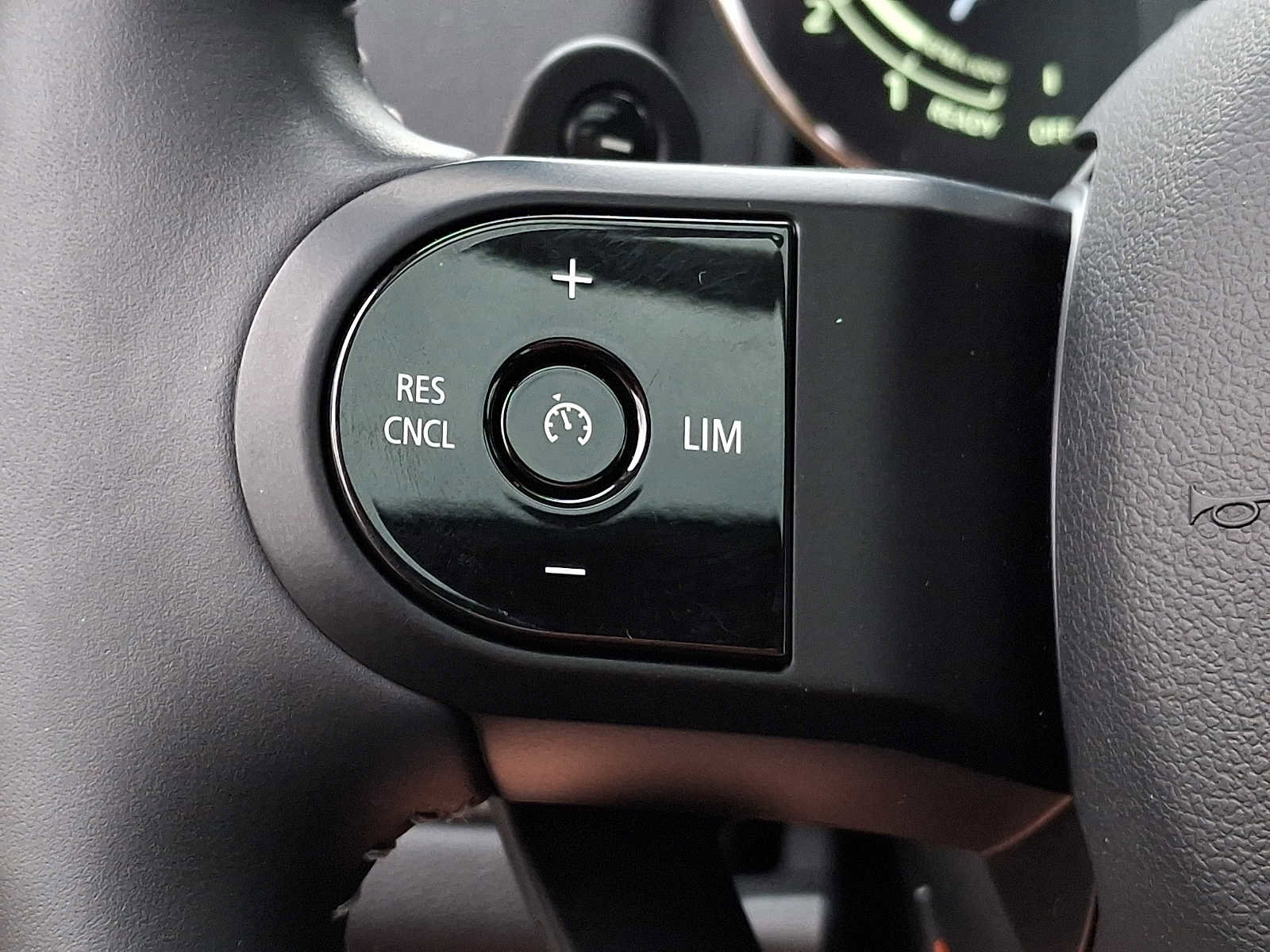 Used 2024 MINI Cooper Countryman S w/ Premium Package AWD/4WD image 17