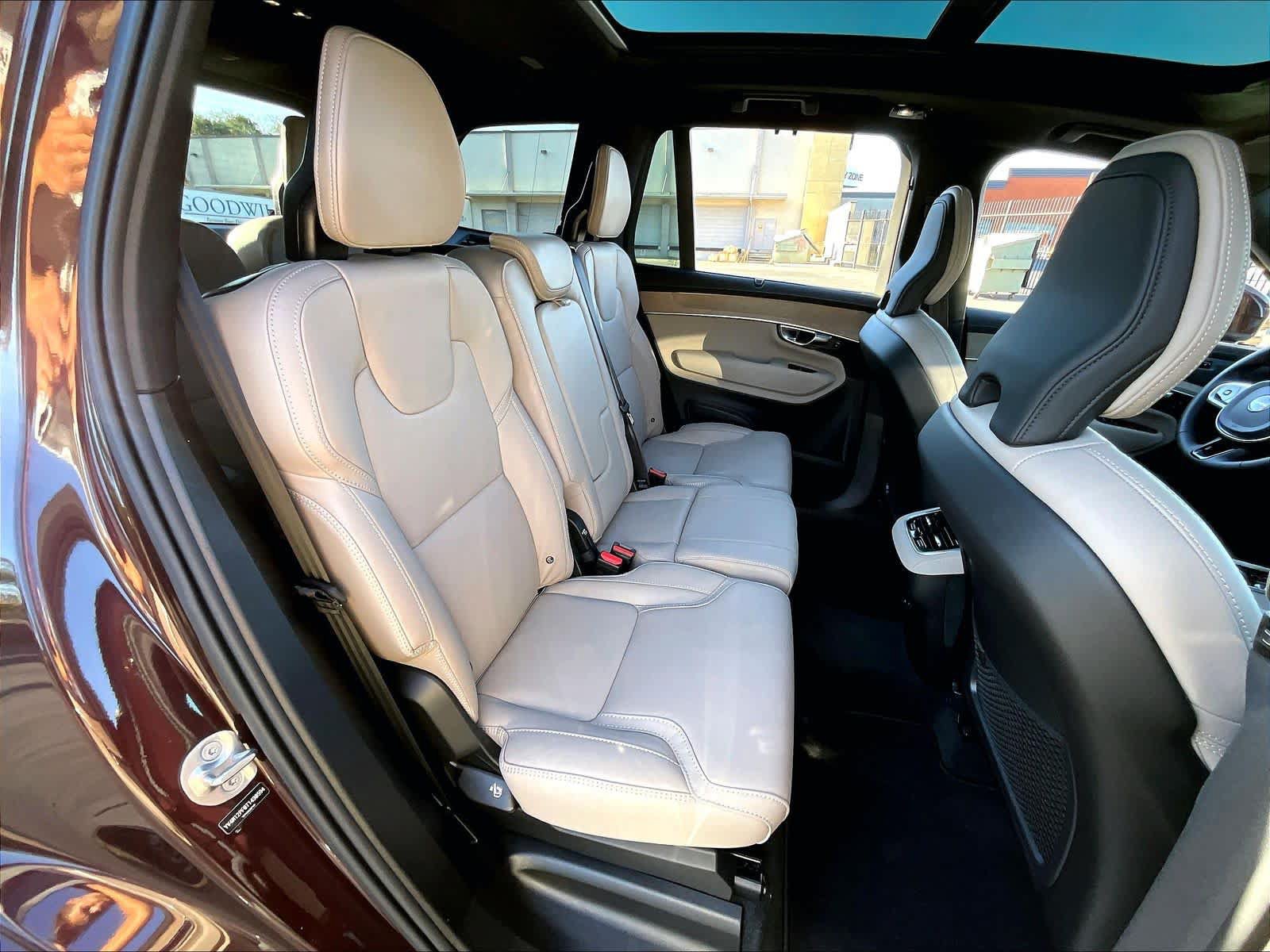 Used 2026 Volvo XC90 B5 Ultra AWD/4WD image 29