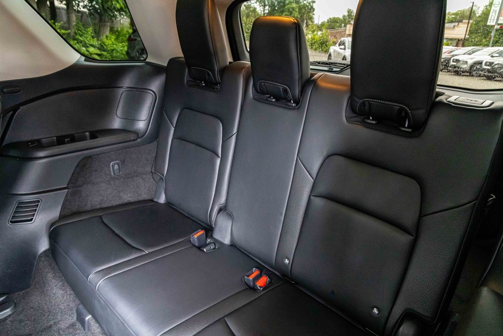 Certified 2024 Nissan Pathfinder SL image 23