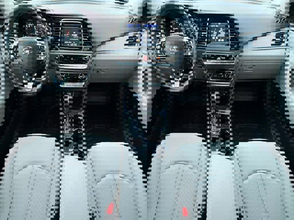 Used 2019 Hyundai Sonata SE image 14