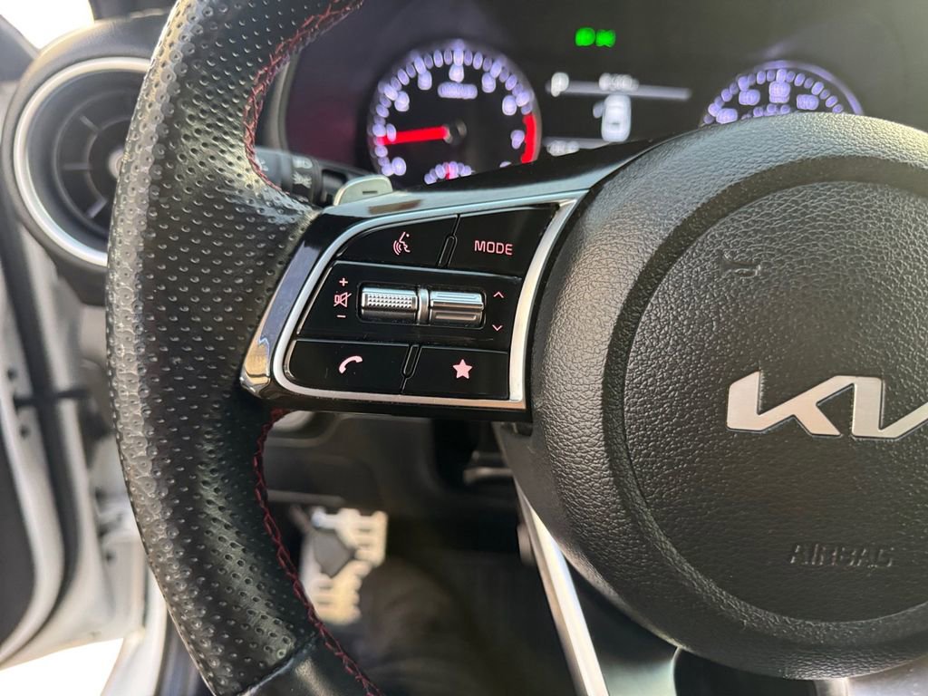 Used 2022 Kia Forte GT image 22
