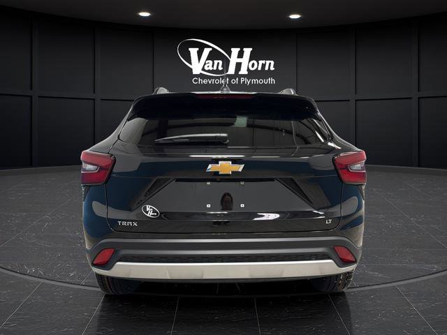 Used 2025 Chevrolet Trax LT FWD image 4