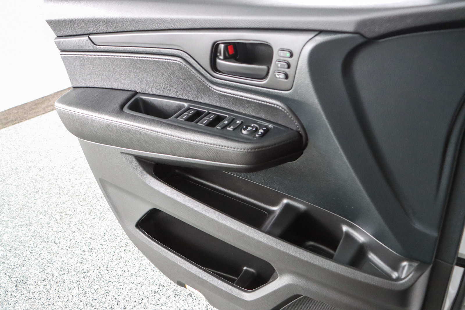 Used 2024 Honda Odyssey Sport image 22