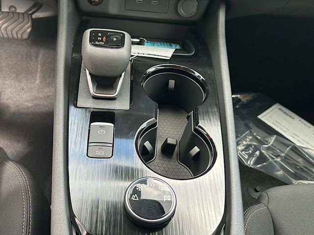 New 2026 Nissan Rogue S image 18