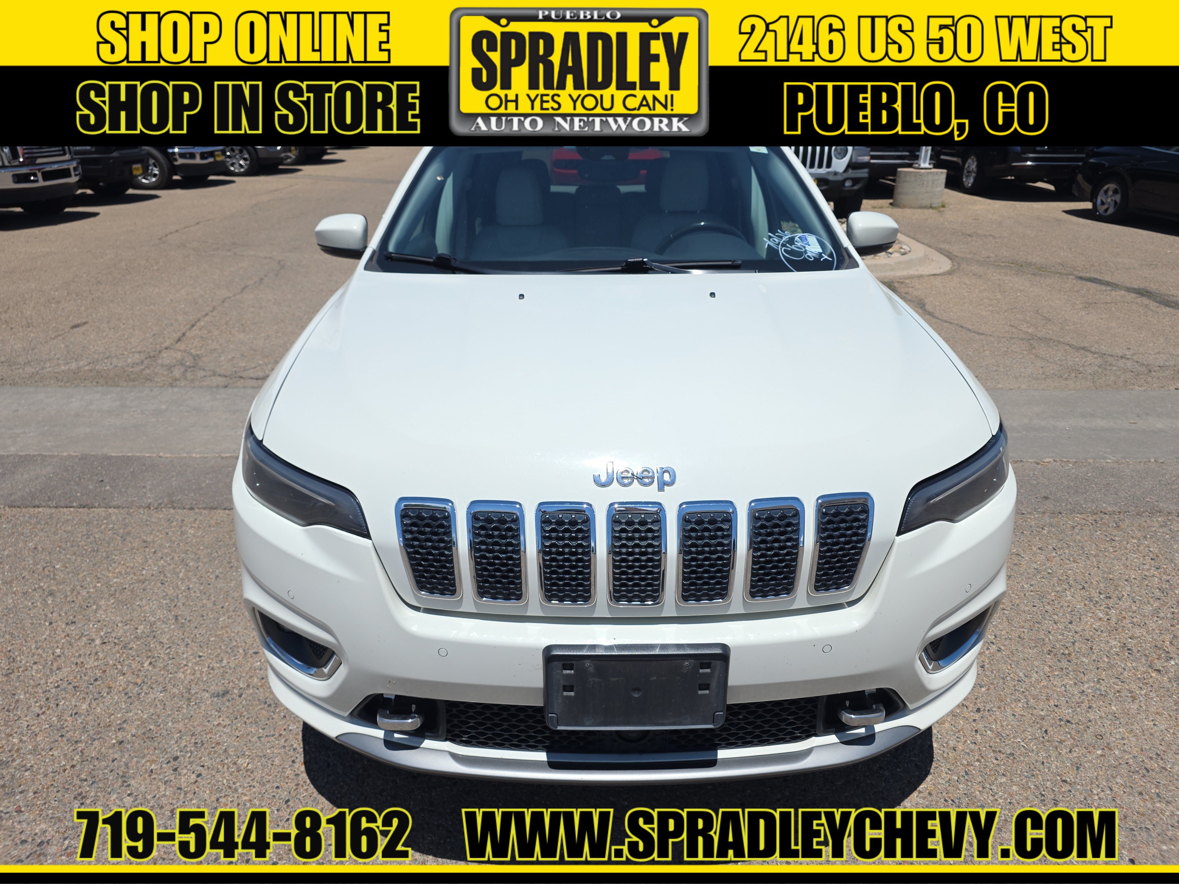Used 2019 Jeep Cherokee Overland w/ Technology Group AWD/4WD image 2