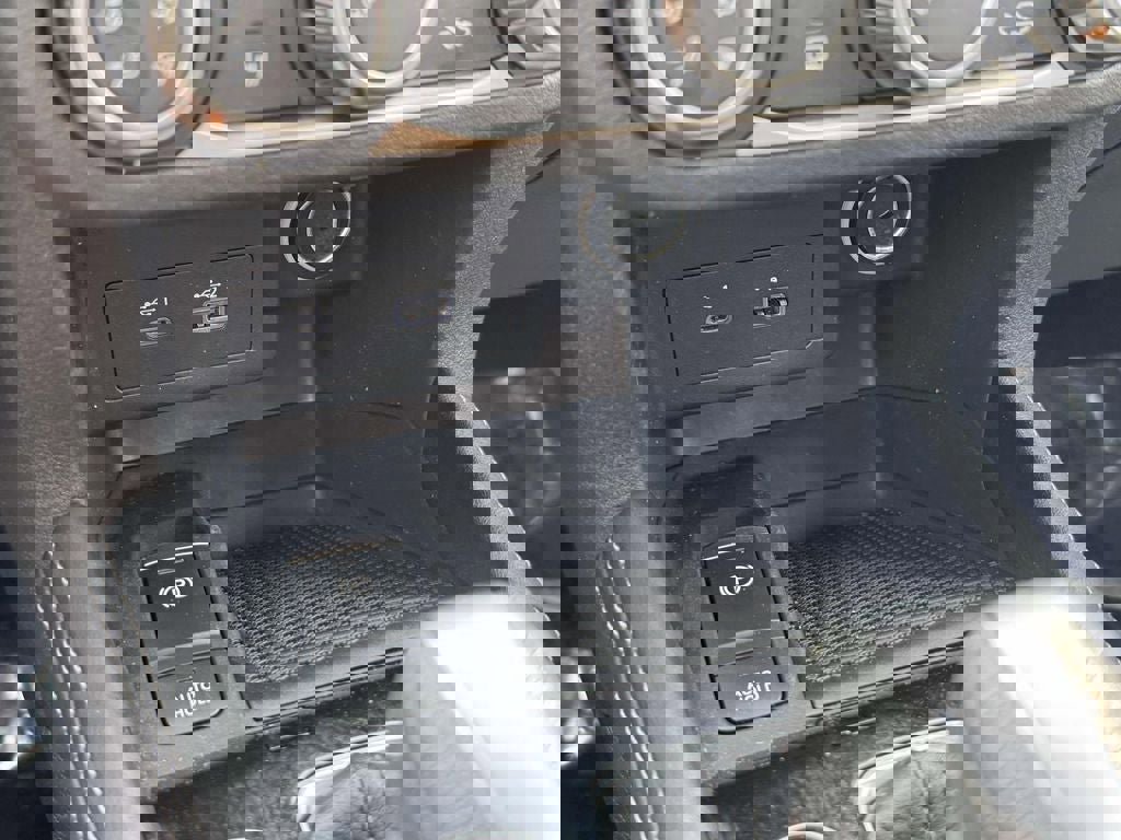 Certified 2024 Nissan Kicks SV image 14