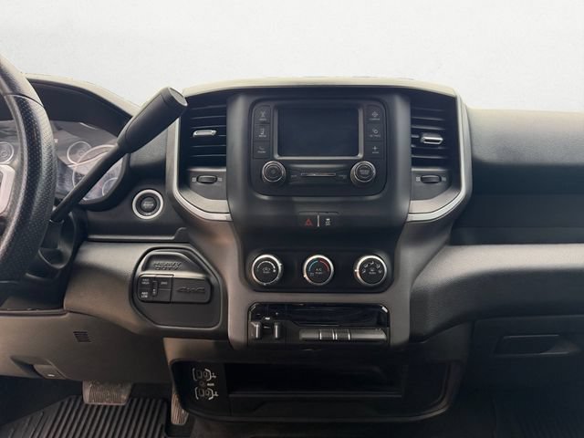 Used 2024 RAM 3500 Big Horn AWD/4WD image 11