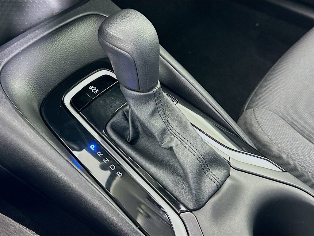 Certified 2025 Toyota Corolla LE FWD image 16