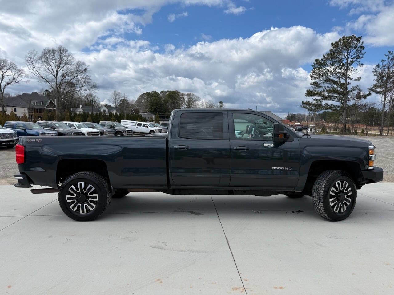 Used 2017 Chevrolet Silverado 3500 LT w/ LT Convenience Package image 6